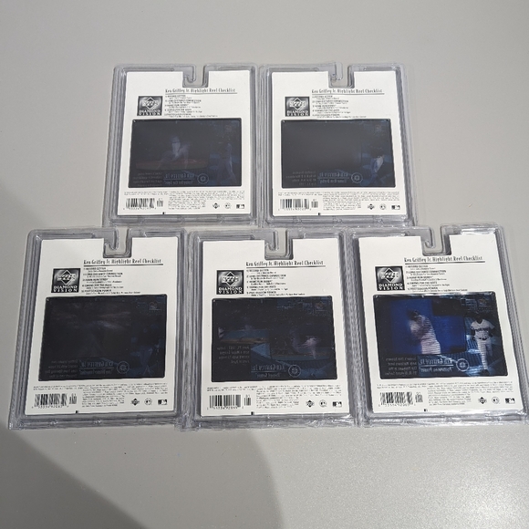 new in package - Ken Griffey Jr. highlight reel full set - 1997 - Picture 2 of 12